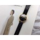 Versace範思哲93Q系列兩個色男女中性款約40mm錶徑尺寸時尚鋼珠款牛皮錶帶方便蝴蝶錶扣式