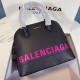 Balenciaga巴黎世家顛覆潮流的大字母貝殼包K02969