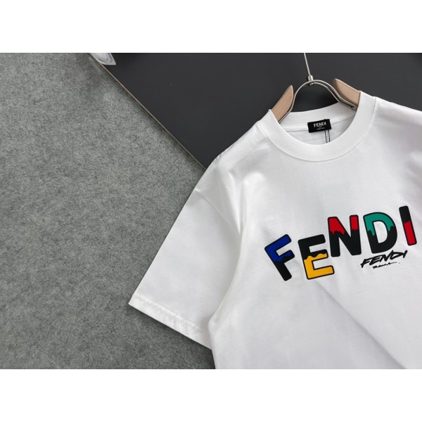 FENDI芬迪一比一白色2024時尚最新款短袖T恤