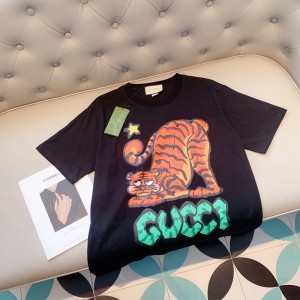 Gucci古馳頂級原單2022春夏最新款虎年限定数位直噴印花手繪数位工藝短袖t恤