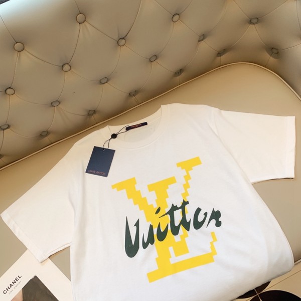 LV路易威登頂級原單2022春夏最新款数位直噴印花logo後背定制金標短袖t恤