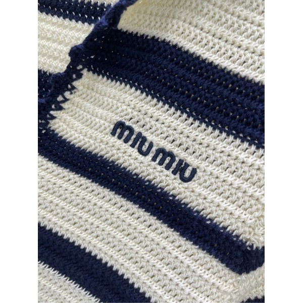高仿名牌Miu Miu繆繆24早春新品針織polo條紋套裝