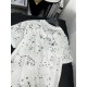 Dior迪奧頂級原單2023最新新立體植絨刺繡T恤柔軟透氣的面料標注經典細節點綴領柔軟的棉質舒適透氣精緻版型以及撞色字母印花爆款強烈推薦