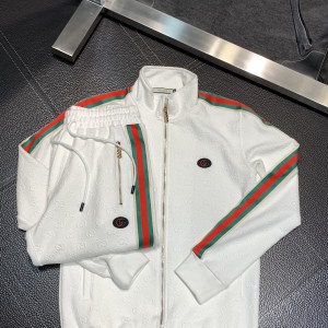 Gucci古馳頂級白色獨家專門供新款專櫃和款套服