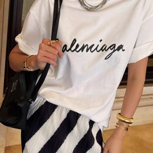 Balenciaga巴黎世家複刻2024ss新品早春刺繡字母圖案T恤男女同款白色黑色