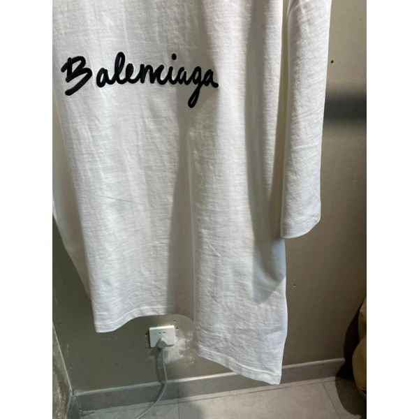 Balenciaga巴黎世家複刻2024ss新品早春刺繡字母圖案T恤男女同款白色黑色