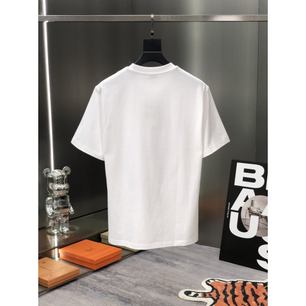 Burberry巴寶莉頂級白色2024春夏新款首發專櫃最新款短袖圓領T恤