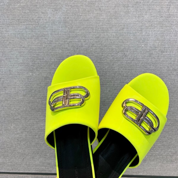 Balenciaga巴黎世家雙B字母Logo金屬扣女拖鞋包脚款拖鞋K03050
