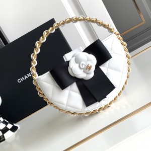  Chanel香奈兒高仿奢侈品23SS白色山茶花元素手拎包