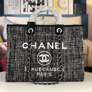 Chanel香奈兒原單布柔軟舒適希臘系列最新顏色手柄帆布沙灘包手提購物袋全新的絲線刺繡logo尺寸：38cm*30cm*18款號：67178