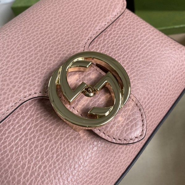 Gucci古馳女士包包頂級原單貨GG系列2021最新款這款手提包是Epilogue系列中的一款手提包單肩包607720