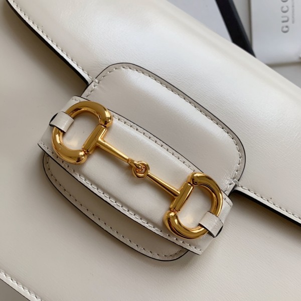 Gucci古馳女士包包馬銜扣手袋配全套包裝專櫃最新熱賣款進口手搓紋box牛皮602204