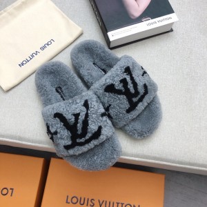 Louis Vuitton LV路易威登秋冬火爆新款時尚百搭羊羔毛女拖鞋LV字母logo平底拼色露趾居家鞋