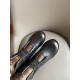 Louis Vuitton LV路易威登1854系列早秋新款馬丁靴延續了走秀靴計出了最新經典花紋，富有濃郁的歐洲復古風，上脚超級有腔調！大大提升了時尚度