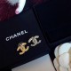 Chanel香奈兒2022經典款雙排鑽耳釘原版金原版一致黃銅材質高級925純銀針電鍍18K金高工藝水準保色時間長久萬年經典款 ⭐⭐ 最高版本專櫃絕對一致哦，最佳約會單品