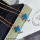 VCA梵克雅寶四葉草高級藍瑪瑙項鍊四葉草此系列設計靈動，線條流暢，易於佩戴。 展現無限搭配的可能，為每一位女性的生活帶來豐富多樣的風姿