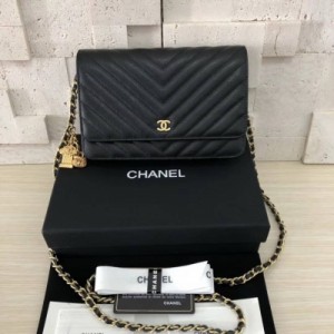 Chanel小香經典長款V線錢包、採用原版進口牛皮、專櫃品質、現貨實拍 尺寸：19.5