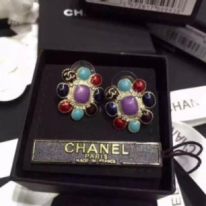 Chanel........頂級琺瑯工藝...專櫃正品代購多彩琺瑯九片工藝耳環完美品質.