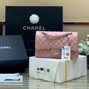 Chanel香奈兒 代工，經典冠軍款 最高版本，cf中號25cm 原廠小羊皮，五金是最好的全精鋼五金 帶有專櫃金粉防偽貼
