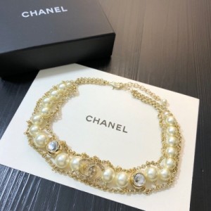 Chanel香奈兒 小香項鍊 正品黃銅底材搭配各種日常和約會造型，隨性又經典美美小仙女推薦自留