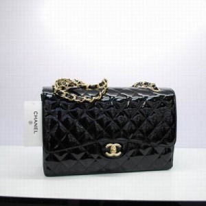 36097.7  Chanel香奈兒  jumbo雙層翻蓋黑色漆皮進口原皮。金鏈和圓鎖新款系列 時尚包包