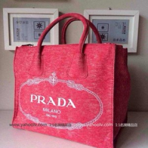 Prada 普拉達 獨傢推出原版走秀款牛仔佈系列 PRB966粉色