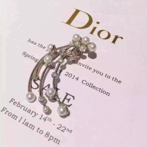 Christian Dior/迪奧（單邊耳夾）明星款  有沒有耳洞都可以帶