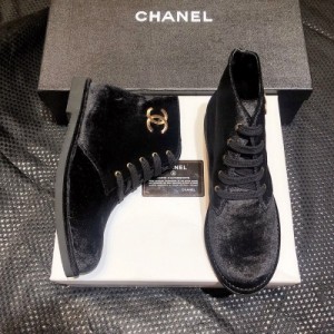 Chanel香奈兒 18秋冬新款馬丁靴， 跟隨時尚潮流，永不過時平底靴，穿鞋舒適，絲絨面料 ，顏色:酒紅色/深藍色 短靴，碼數:35-39