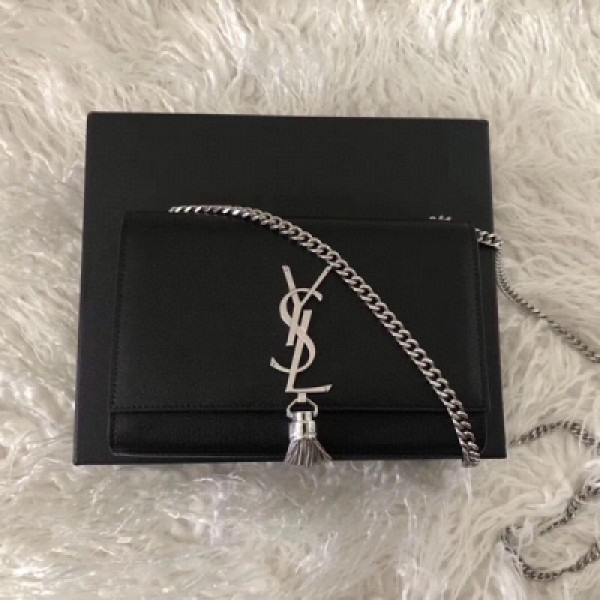 YSL Yves Saint laurent聖羅蘭 kate 魚子醬鏈條包 尺寸 20x12.5x5cm 型號：474366 內裡設計 綢緞襯裡 內側：一個插袋