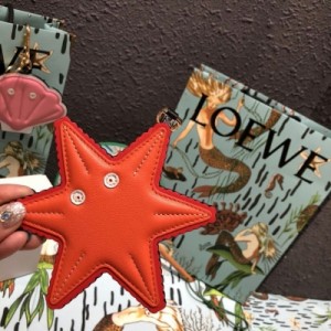 Loewe羅意威  正品開模掛飾 海星，海魚，貓咪，海馬