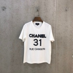 Chanel香奈儿 字母logo釘珠T恤 寬鬆版套頭很簡單的基礎款！隨意穿搭都有自己的freestyle！寬鬆的OS版型！很慵懶散漫隨性！！碼數36:38:40
