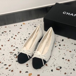 Chanel香奈兒 經典芭蕾舞鞋 代購級別！20SS專櫃最新購入原版開發，最新完美楦型，永不過時的款式，小香粉必備款，每年必回購的款式！最新進口定制專櫃毛呢，羊皮墊腳，原版真皮大底，Size:35-39