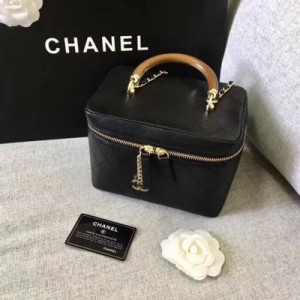 Chanel香奈兒 2018新款化妝箱