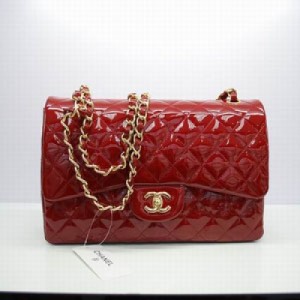 36097.9 Chanel香奈兒  jumbo雙層翻蓋紅色漆皮進口原皮。金鏈和圓鎖新款系列 時尚包包