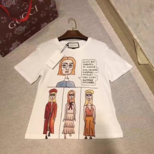 Gucci與插畫家A ngelica Hicks合作創作系列T恤  原單進口100%純棉！ 原版彩繪圖案低調演繹個性張揚！百搭版型必備單品！做工品質看細節， S.M.L.
