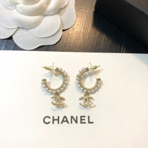 Chanel香奈兒 2020早春度假系列！耳釘法國里昂火車站秀場款！正品黃銅材質！ 高級定制！