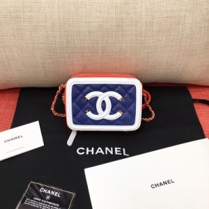 Chanel香奈兒19年早春新款 鏈條單肩斜包 方盒子