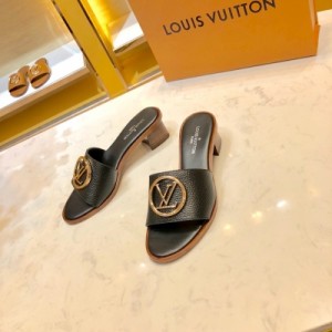 Louis Vuitton 2019年火爆金屬logo鎖頭 拖鞋 LV路易威登 頂級品質！原版一致材料，非常好看的一款！專櫃買不到系列！粗跟跟高5cm，size：35-40（40定制）