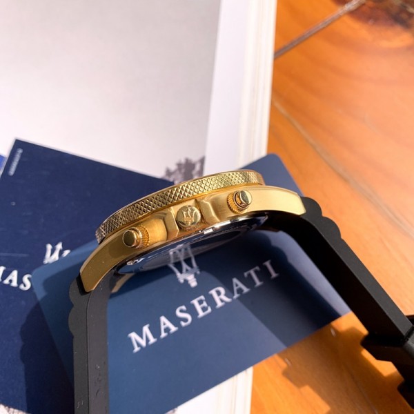 Rolex勞力士瑪莎拉蒂/MASERATI 男士手錶爆款來襲火熱登場菱角有致霸氣十足[閃電][月亮]登場 R8871640001